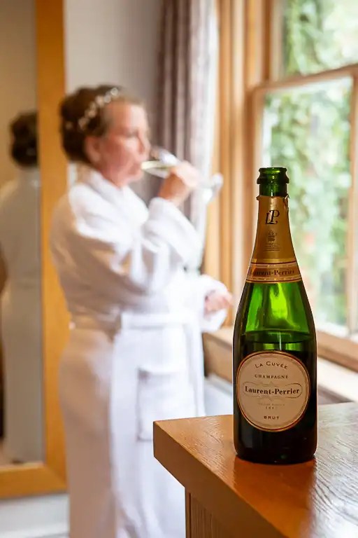 Wedding photography at Tewin Bury Farm, Welwyn