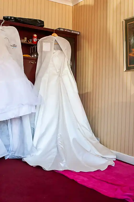 Wedding photography at Towcester Racecourse